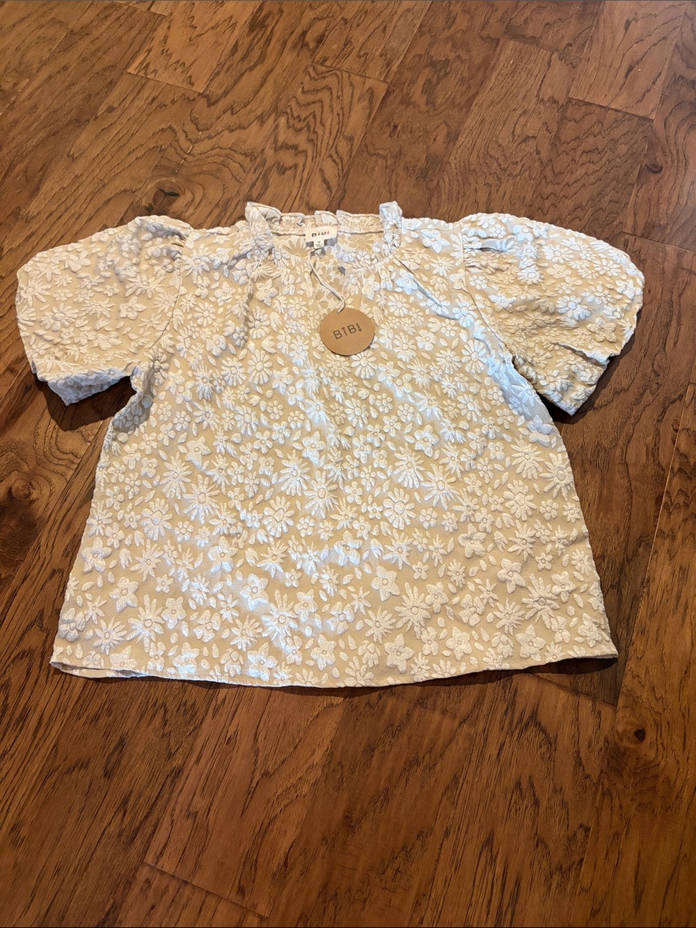 Women’s boutique Bibi Textured Floral Embroidered Short-Sleeve Top - Cream